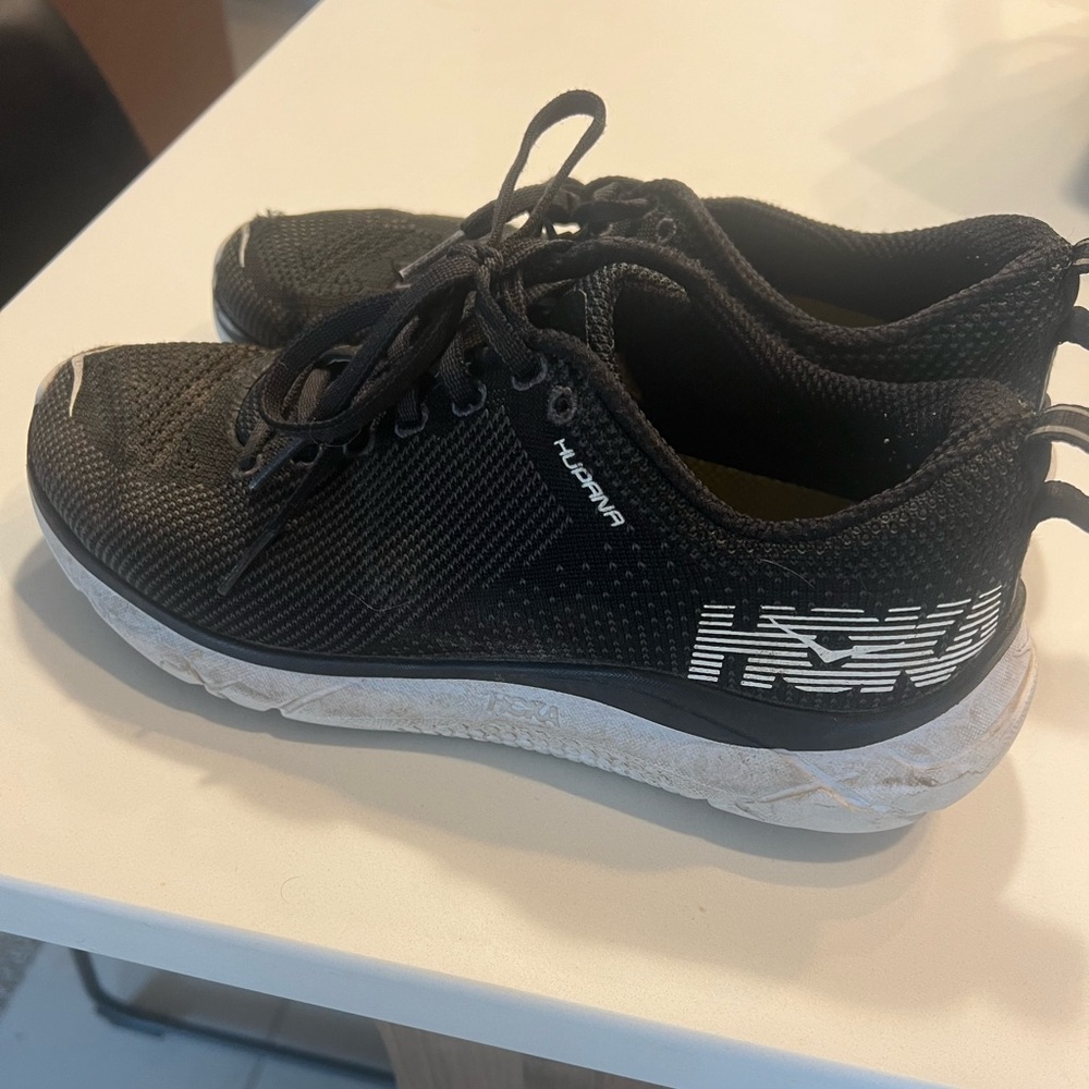 HOKA one one speed